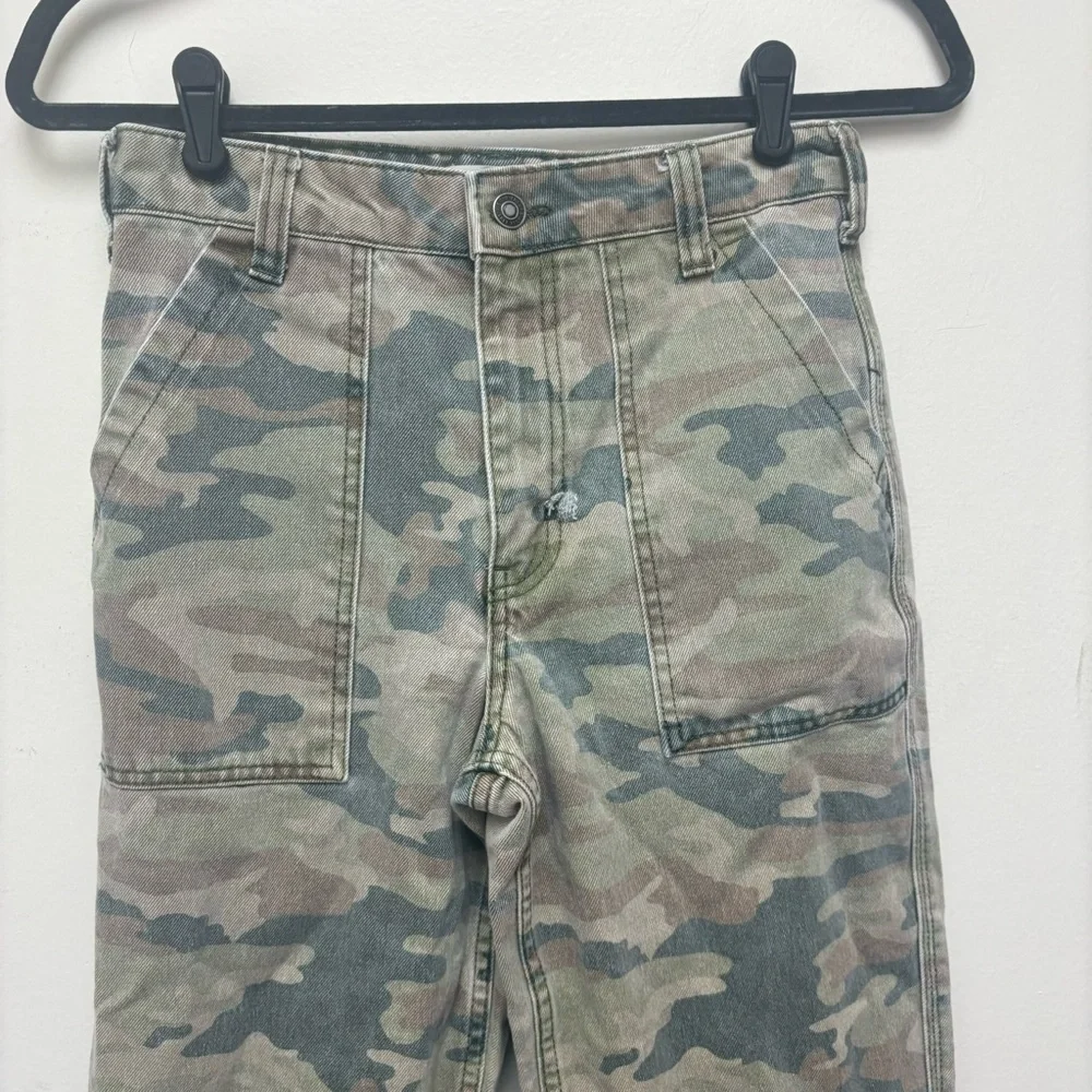 Free People Jeans Camo Remy Cropped Wide Leg High Rise - Picture 6 of 15